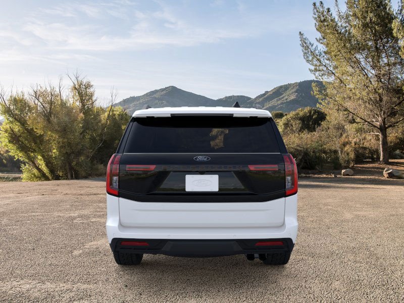 New 2026 Star White Metallic Tri-Coat Ford Tremor® image 28