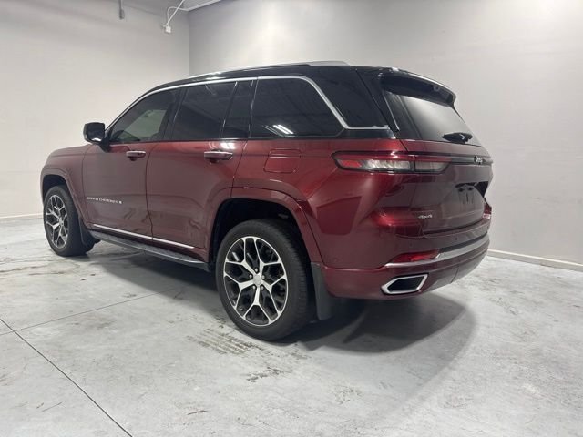 Used 2023 Red Jeep Summit Reserve image 8