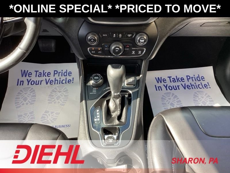 Used 2020 Black Jeep Latitude Plus image 29