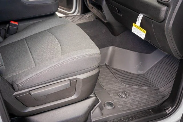 2026 RAM 3500 Tradesman - Photo 32