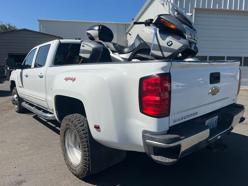 Used 2015 Summit White Chevrolet LT image 5