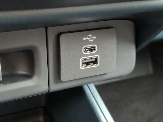 New 2026 Space White Metallic Ford Tremor® image 22