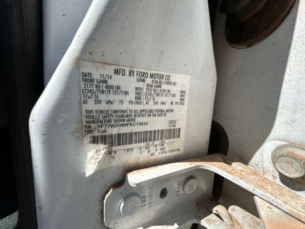 Used 2015 White Ford XL image 20