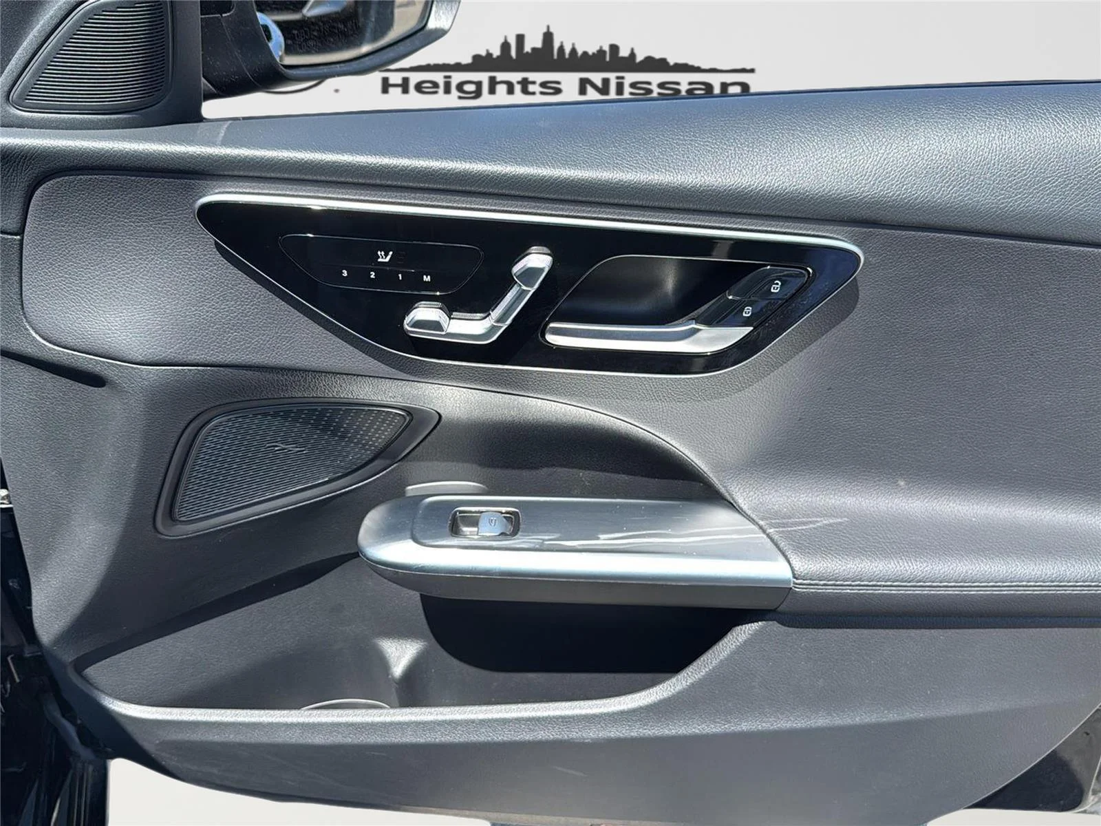 2025 Mercedes-Benz C-Class Sedan C 300 - Photo 31