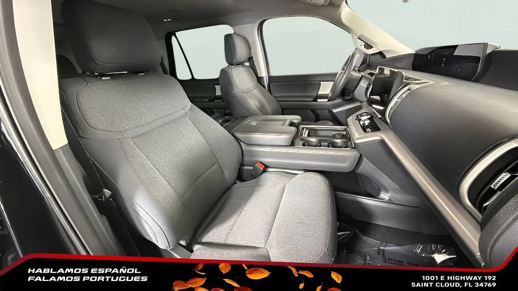 Used 2025  Ford Active image 36