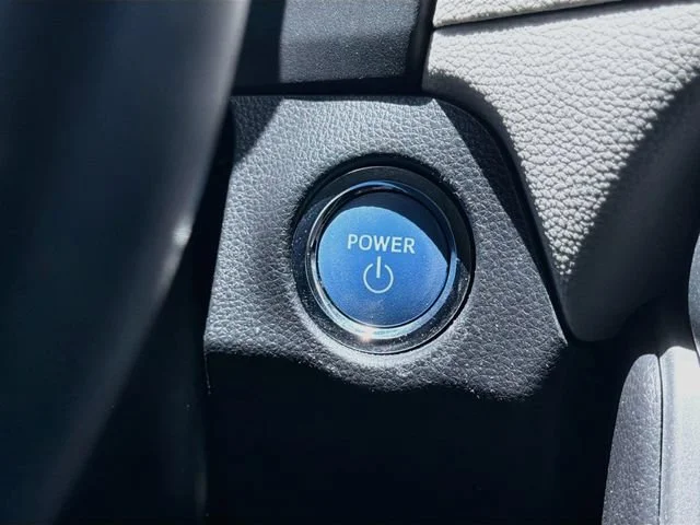 Used 2022 Blizzard Pearl Toyota Hybrid Limited image 35