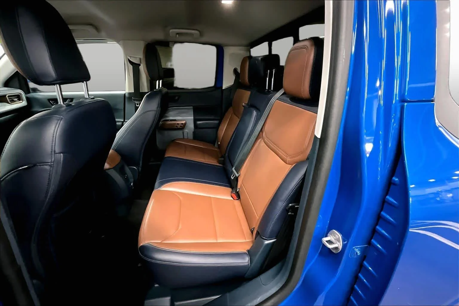 Used 2022 Velocity Blue Metallic Ford Lariat image 19