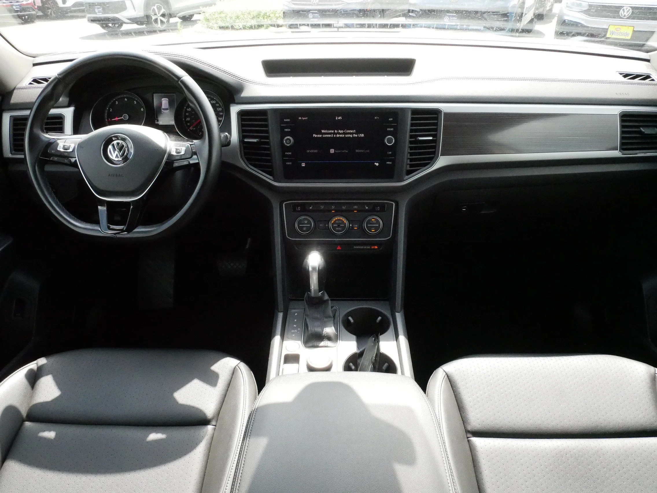 Used 2019 Reflex Silver Metallic Volkswagen 3.6L V6 SE w/Technology image 10