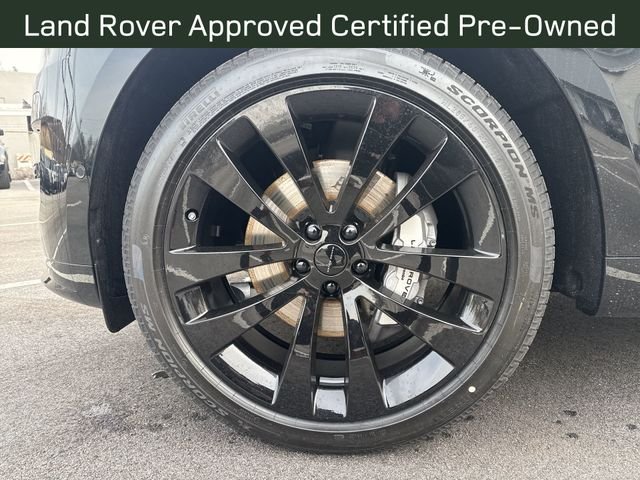 Certified Used 2026 Santorini Black Land Rover Dynamic SE image 10