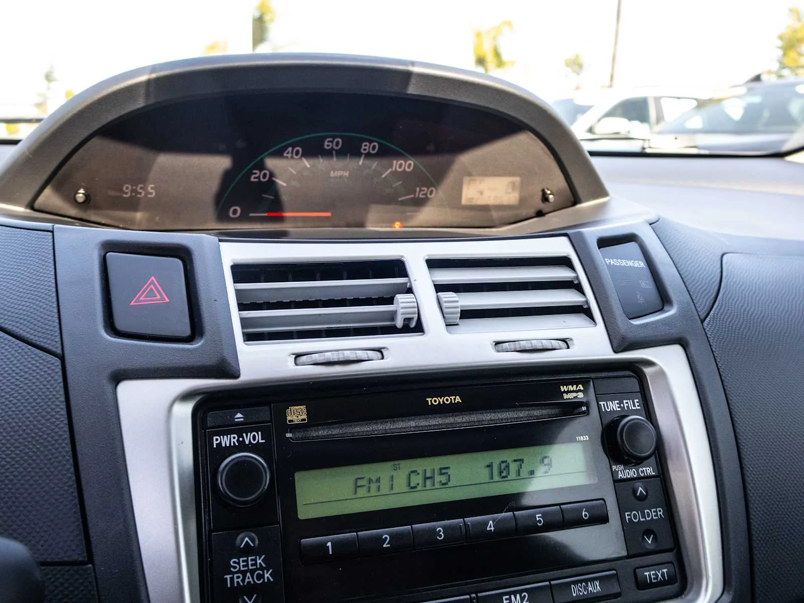 Used 2008 Polar White Toyota  image 38