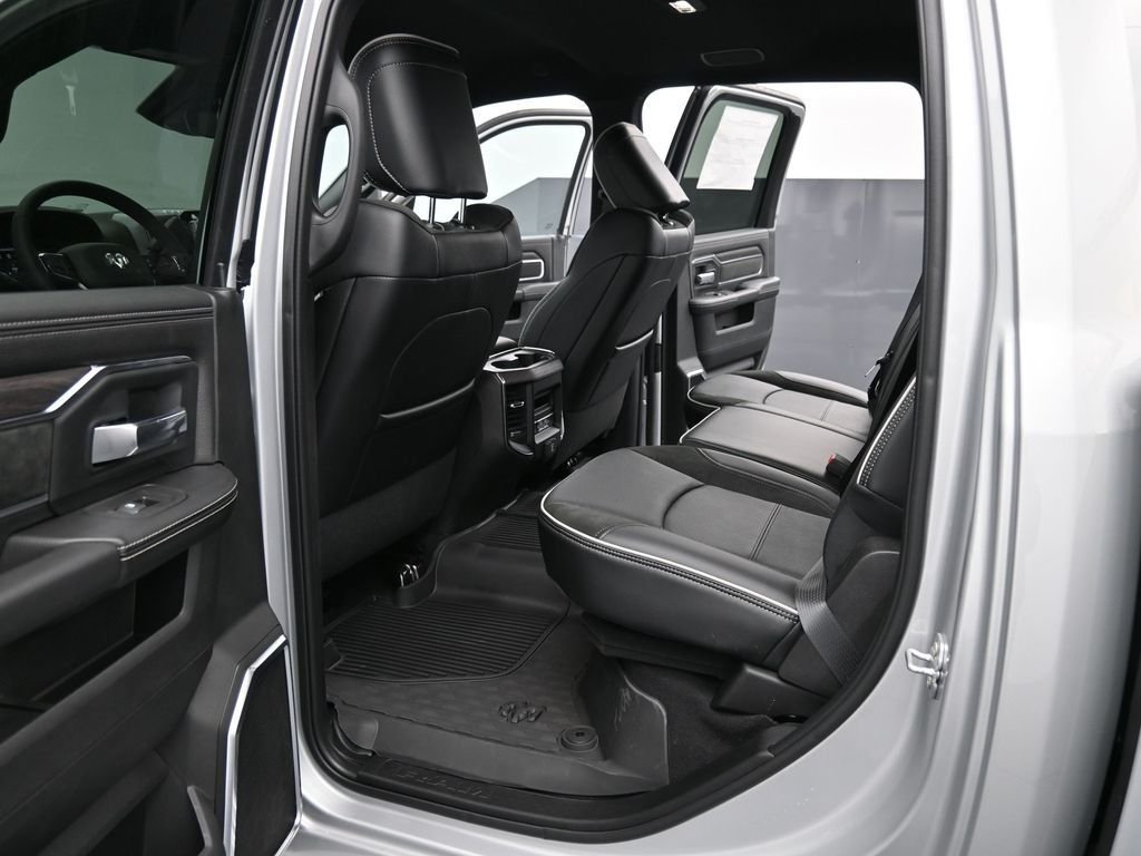2026 RAM 2500 Laramie - Photo 15