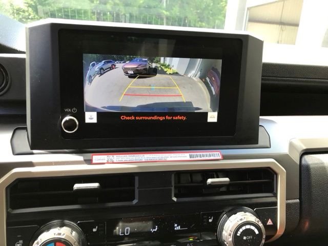 Used 2025  Toyota SR5 image 15