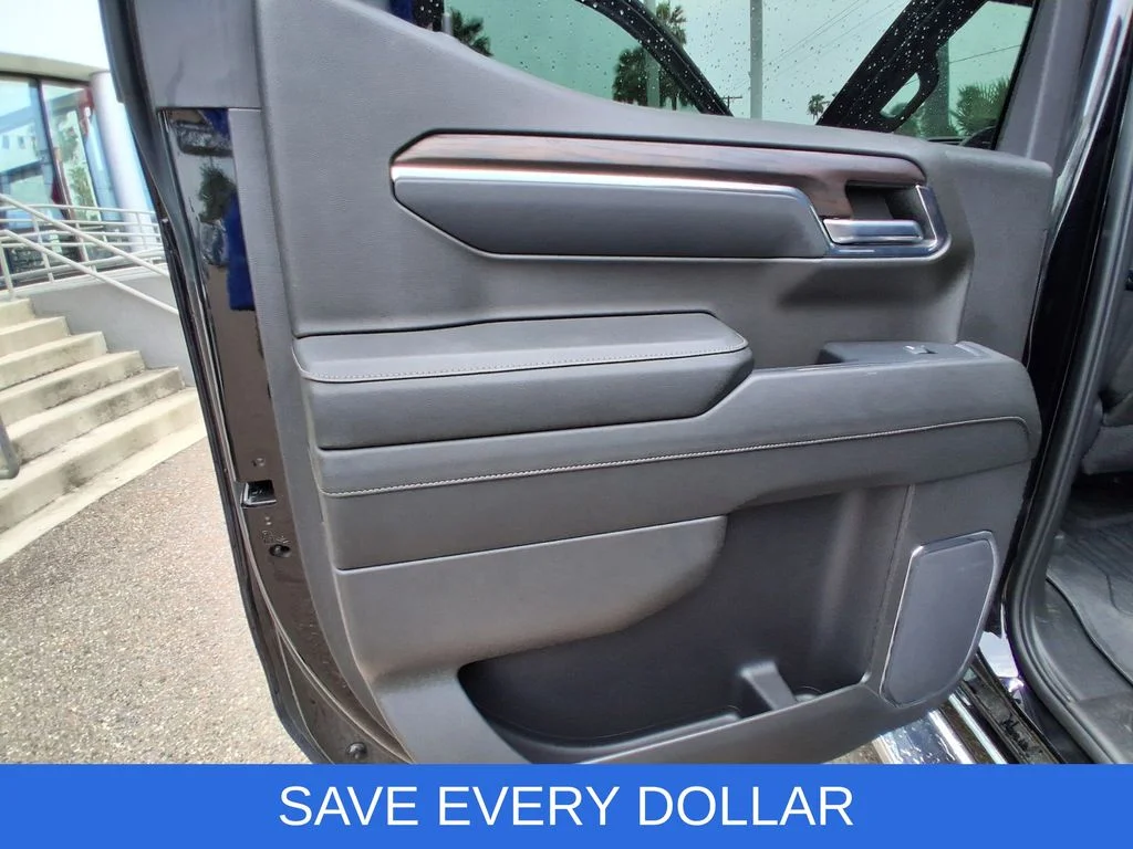 Used 2024 Black GMC SLT image 14