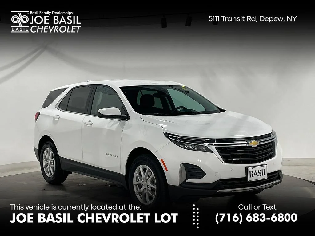 Used 2024 Summit White Chevrolet LT image 1