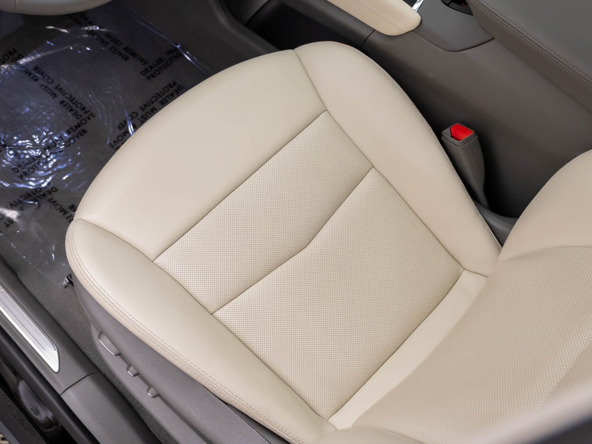 Used 2025 Black Cadillac Premium Luxury image 15