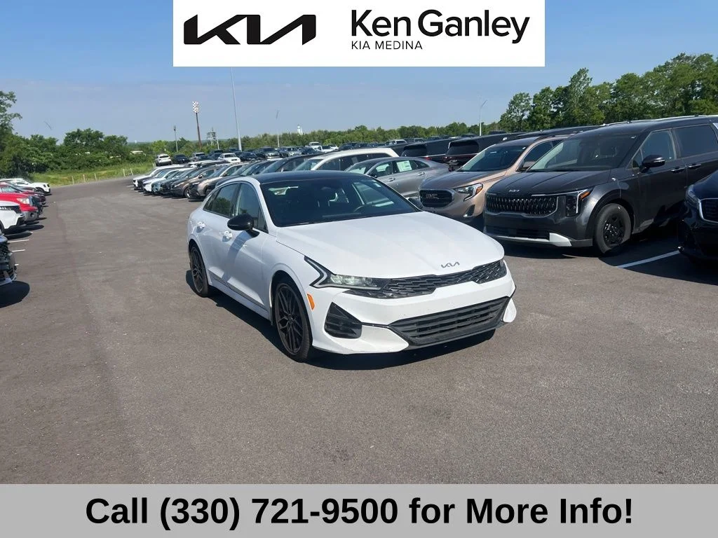 Certified Used 2024 White Kia GT image 4