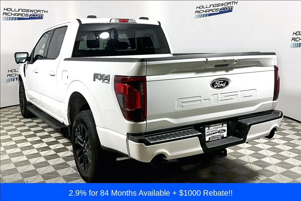 New 2026 Oxford White Ford XLT image 3