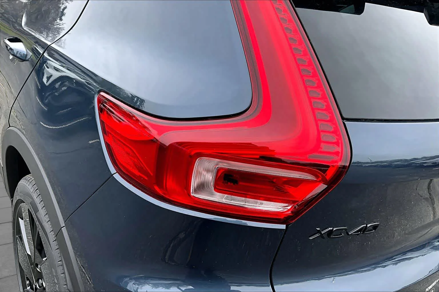 New 2026 DENIM BLUE Volvo Ultra Black Edition image 5