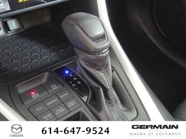 Used 2020 Red Toyota XLE image 27