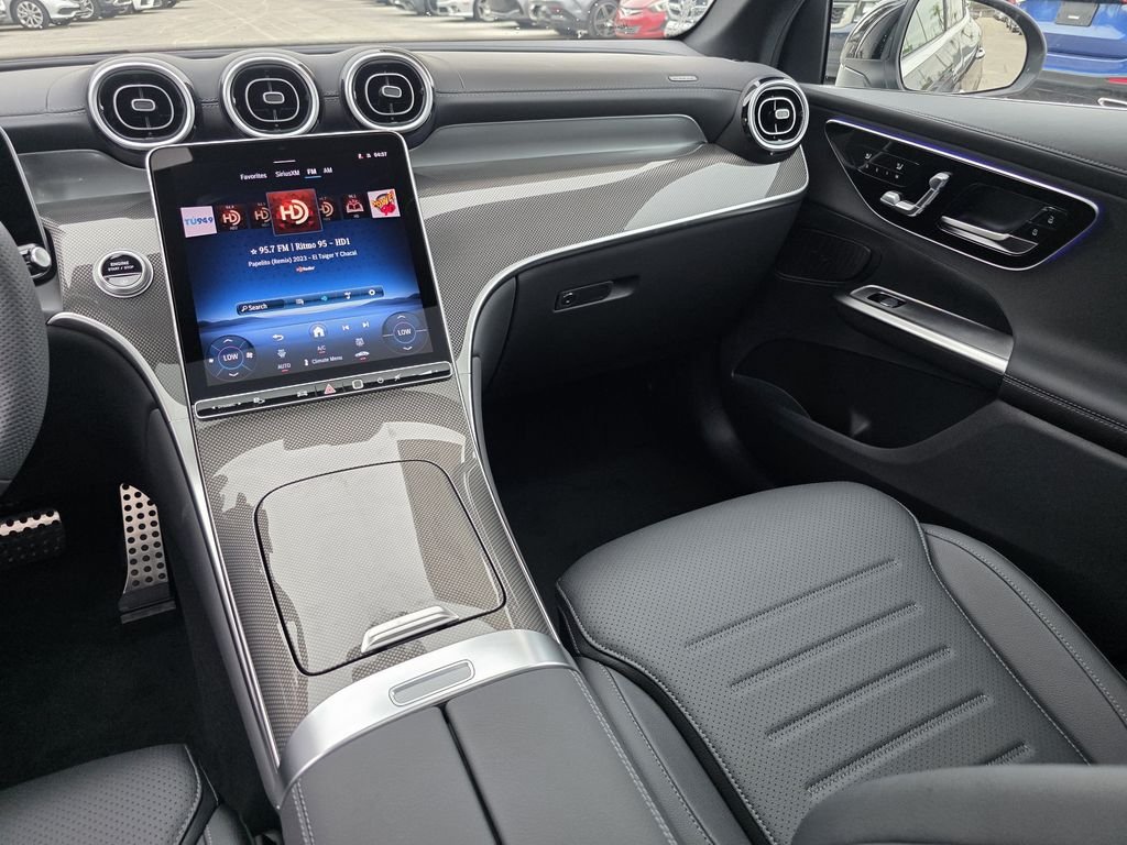 New 2026 Black Mercedes-Benz GLC 300 image 11