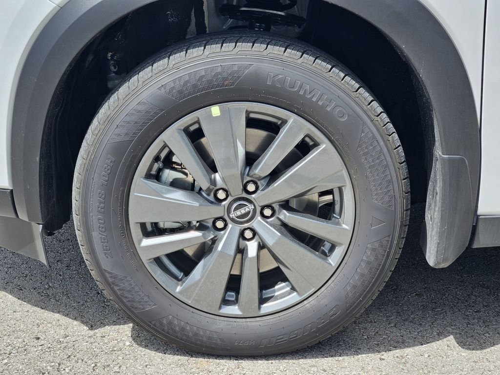 New 2026 Everest White Pearl TriCoat Nissan SV image 10