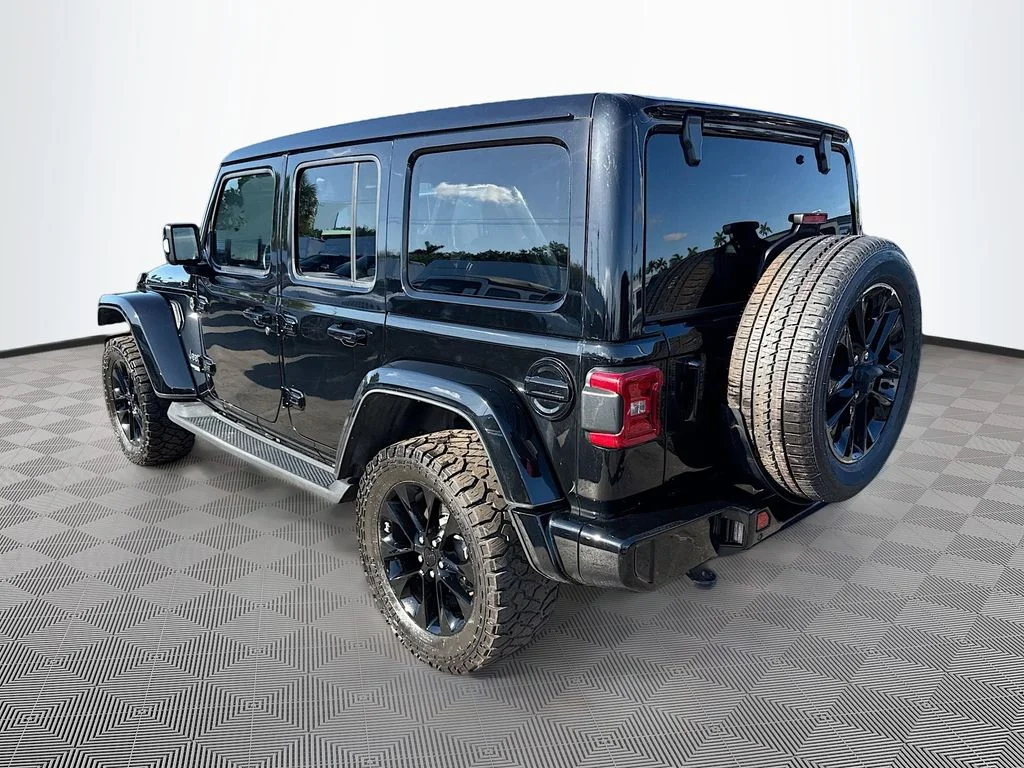 Used 2022 Black Jeep Unlimited Sahara High Altitude image 8
