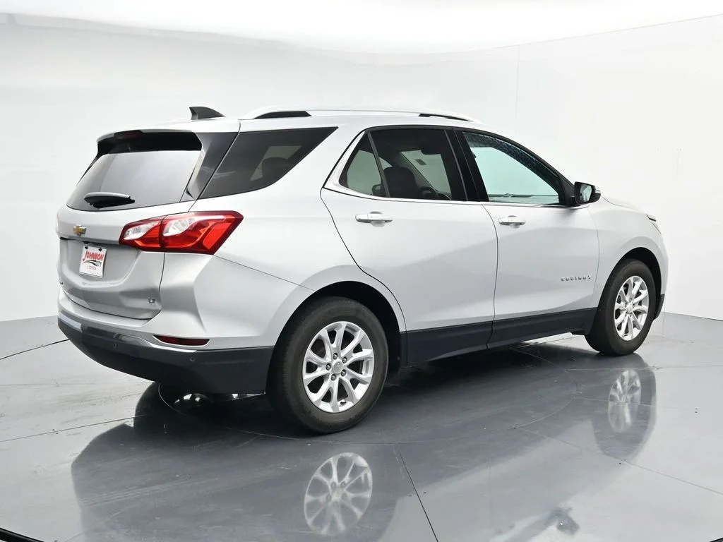 Used 2018 Silver Chevrolet LT image 7