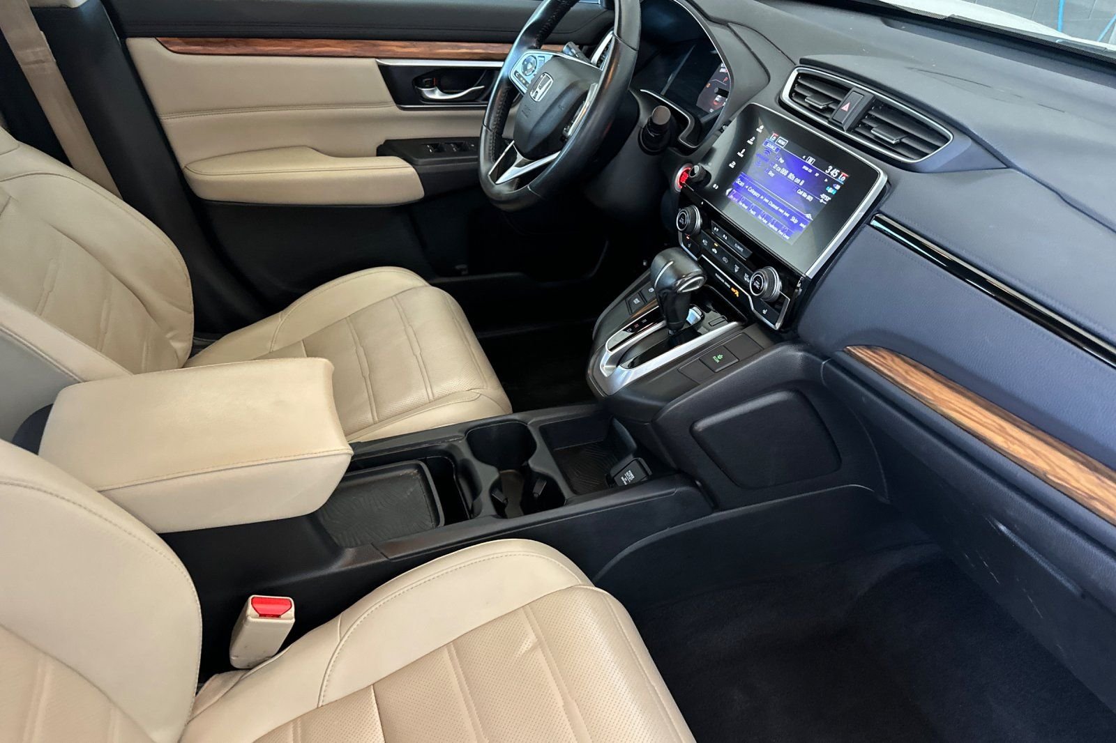 Used 2018  Honda EX-L image 16