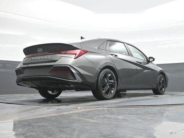 New 2026 Gray Hyundai SEL Sport Plus image 26