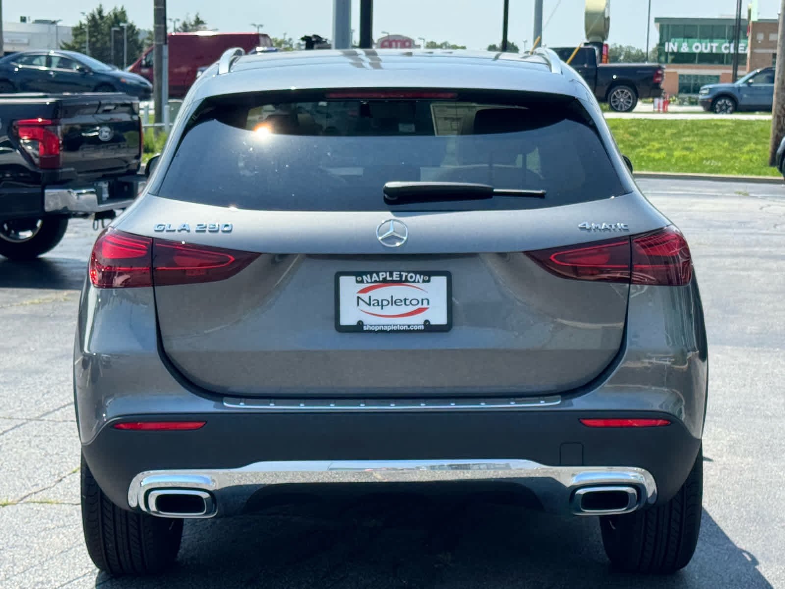 New 2026 Mountain Grey Metallic Mercedes-Benz GLA 250 image 8