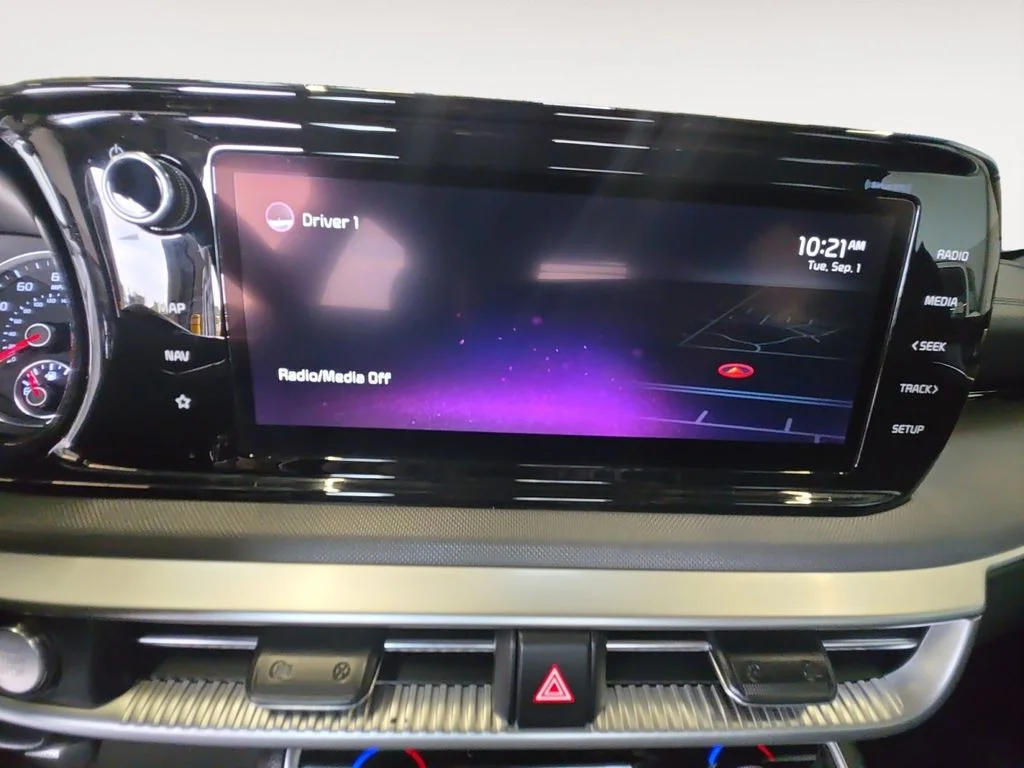 Used 2022 Black Kia GT-Line image 21