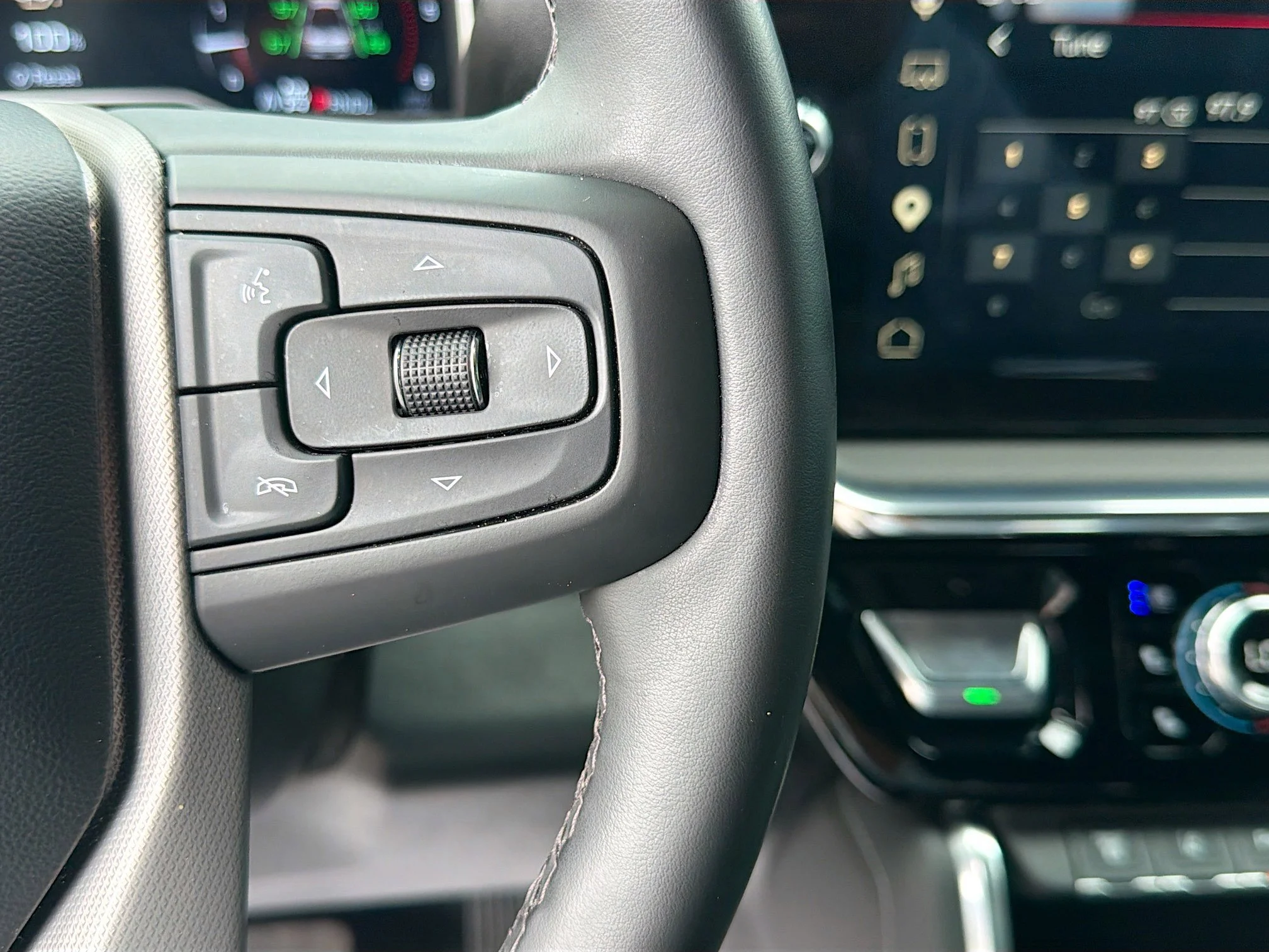 Used 2025 Titanium Rush Metallic GMC Denali image 35