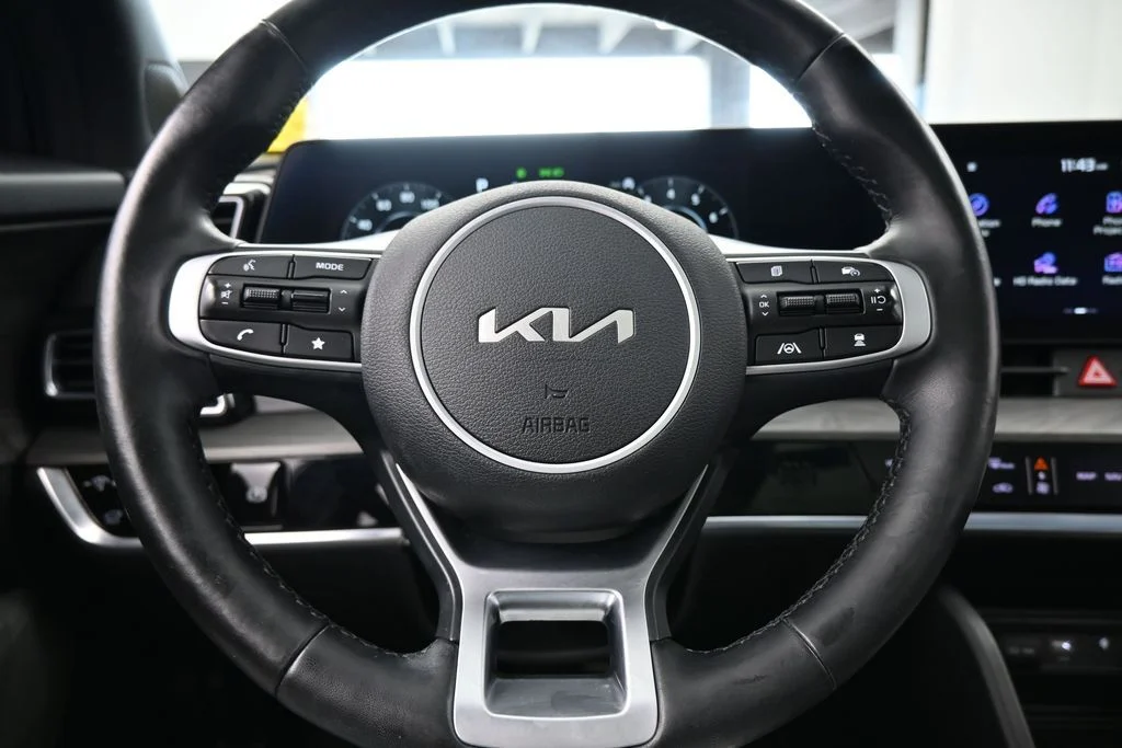 Used 2023 Gravity Gray Kia X-Pro Prestige image 31
