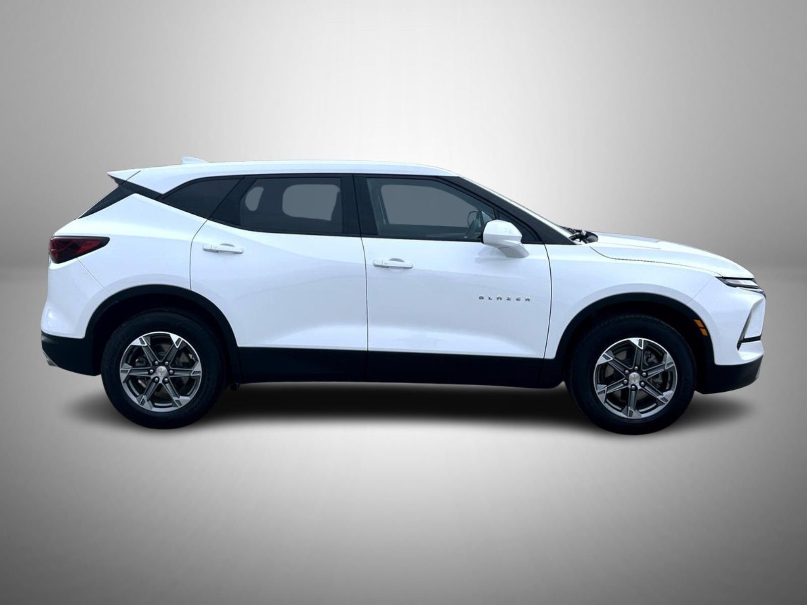 2023 Chevrolet Blazer 2LT photo 4