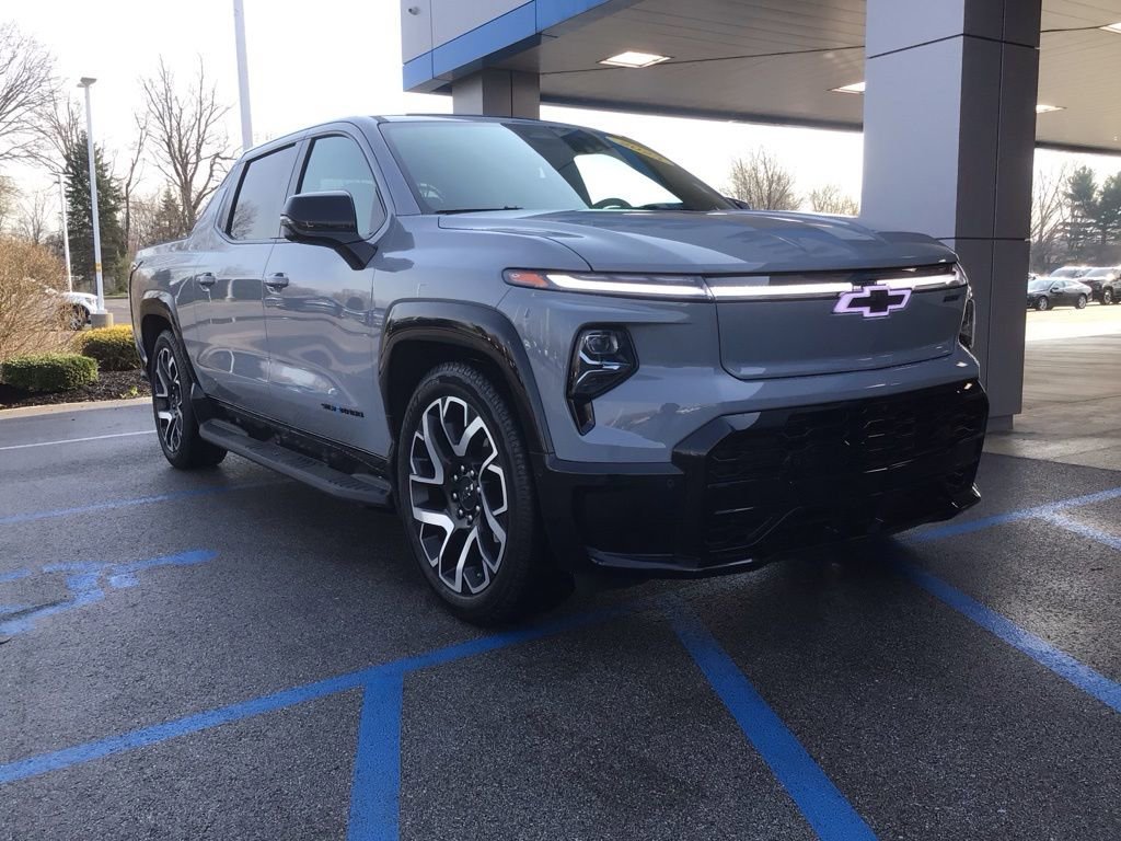 2025 Chevrolet Silverado EV