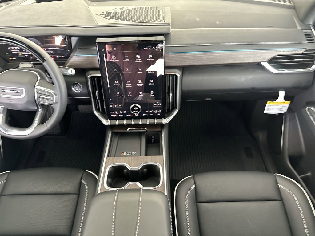 2026 GMC Acadia Denali - Photo 18