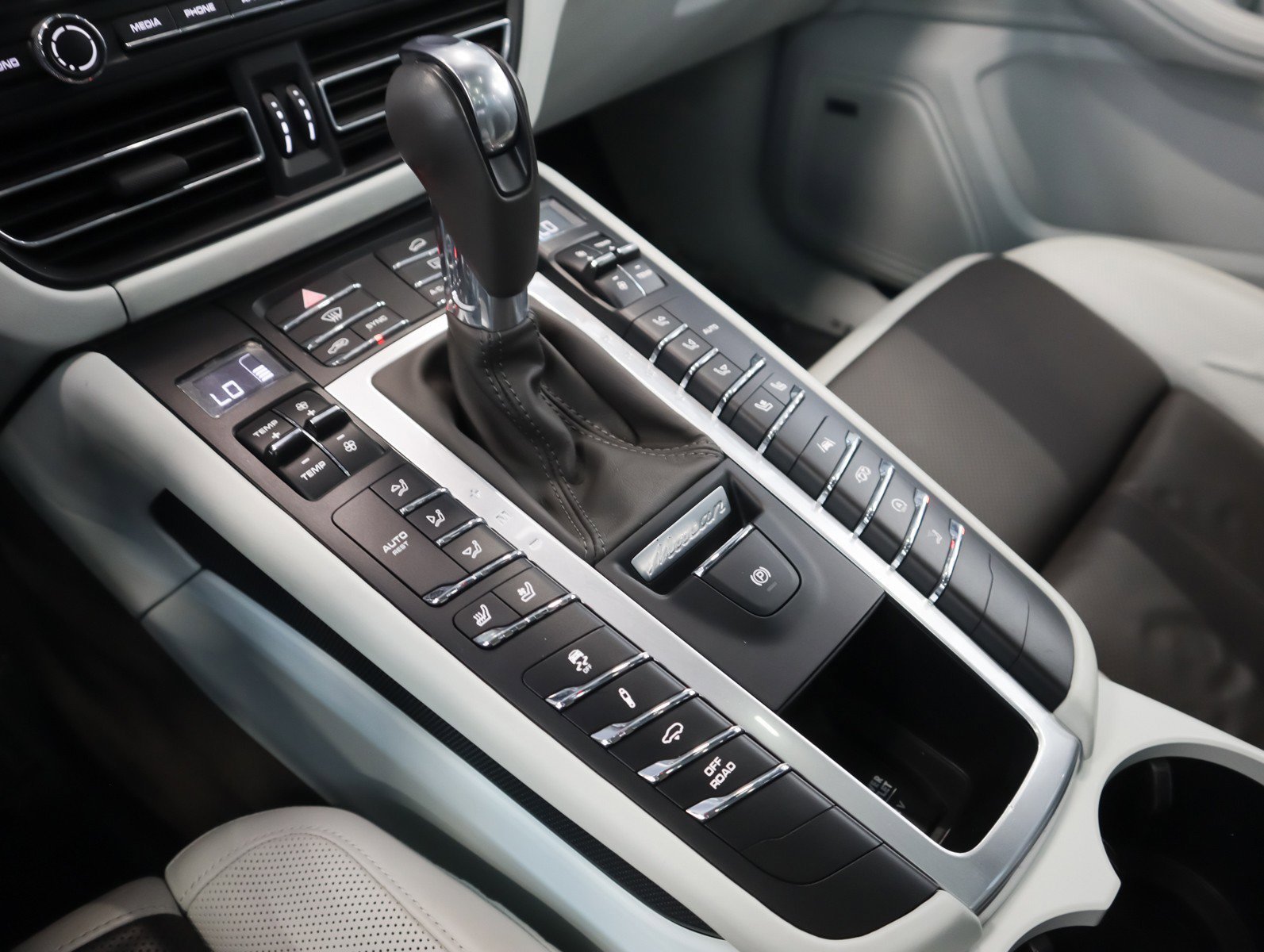 Used 2021 White Porsche GTS image 16