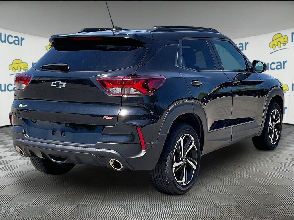 Used 2023 Mosaic Black Metallic Chevrolet RS image 6