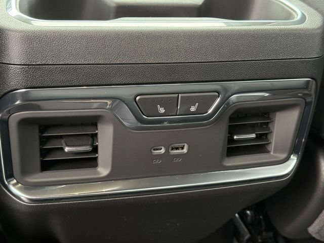 2026 Chevrolet Silverado 1500 LTZ - Photo 7