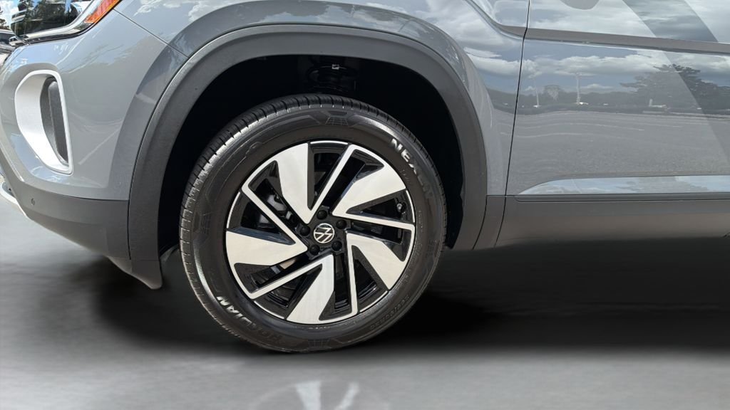 New 2026 Pure Gray Volkswagen SE w/Technology image 36