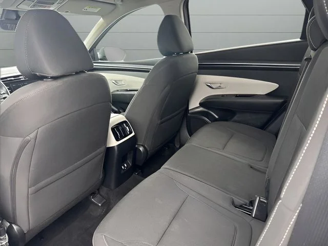 Used 2023 Silver Hyundai SEL image 18