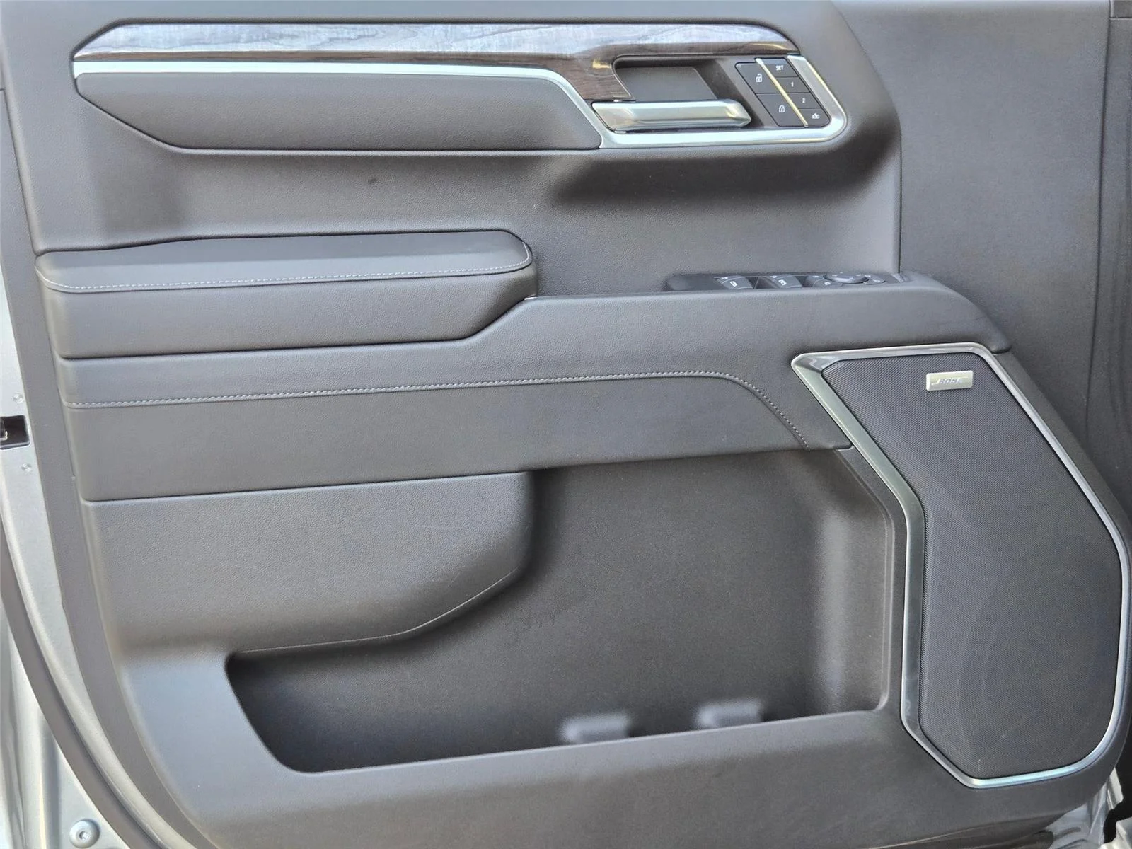 Used 2024 Sterling Gray Metallic Chevrolet LTZ image 22