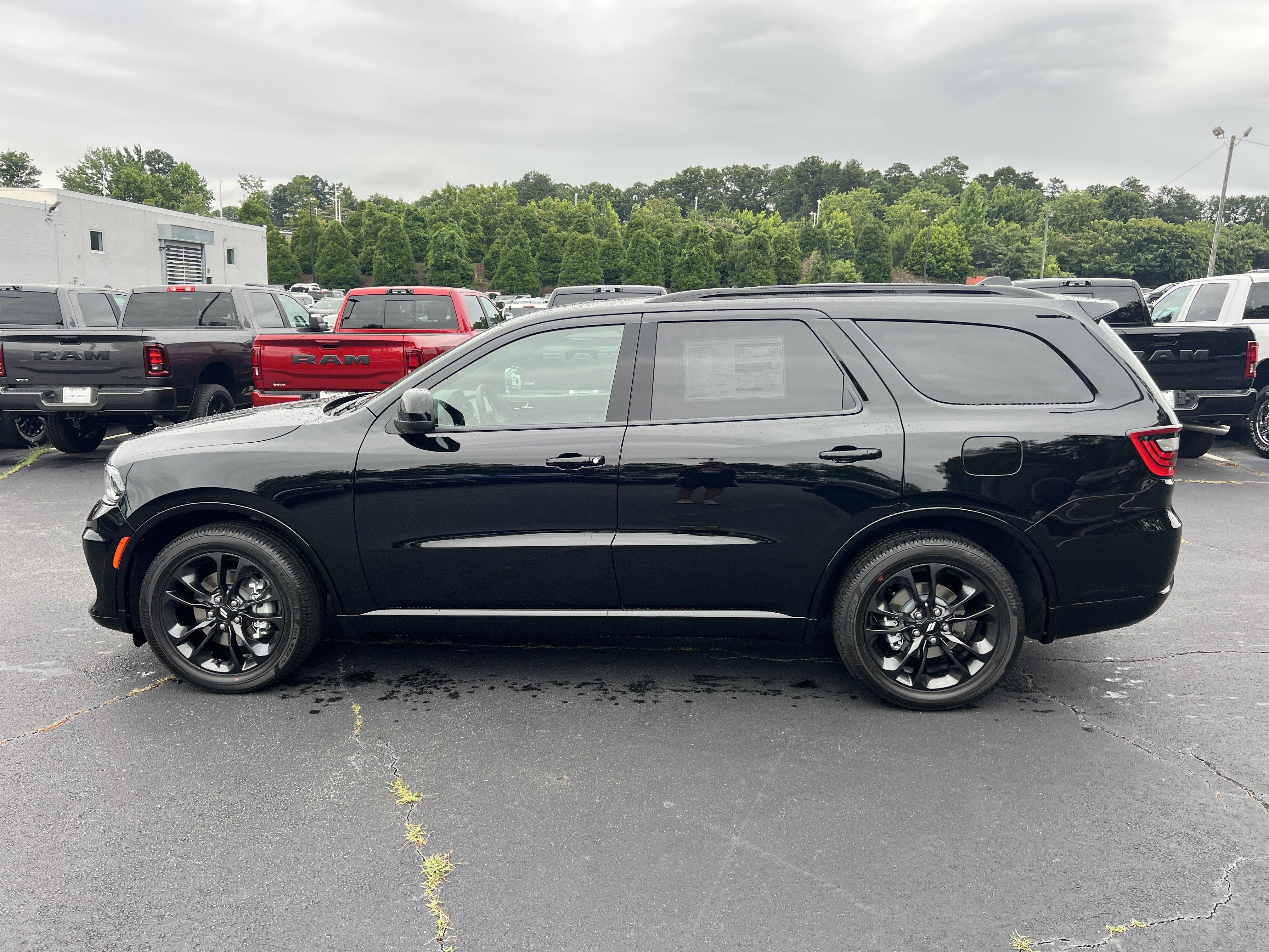New 2026 DB Black Clearcoat Dodge GT image 4