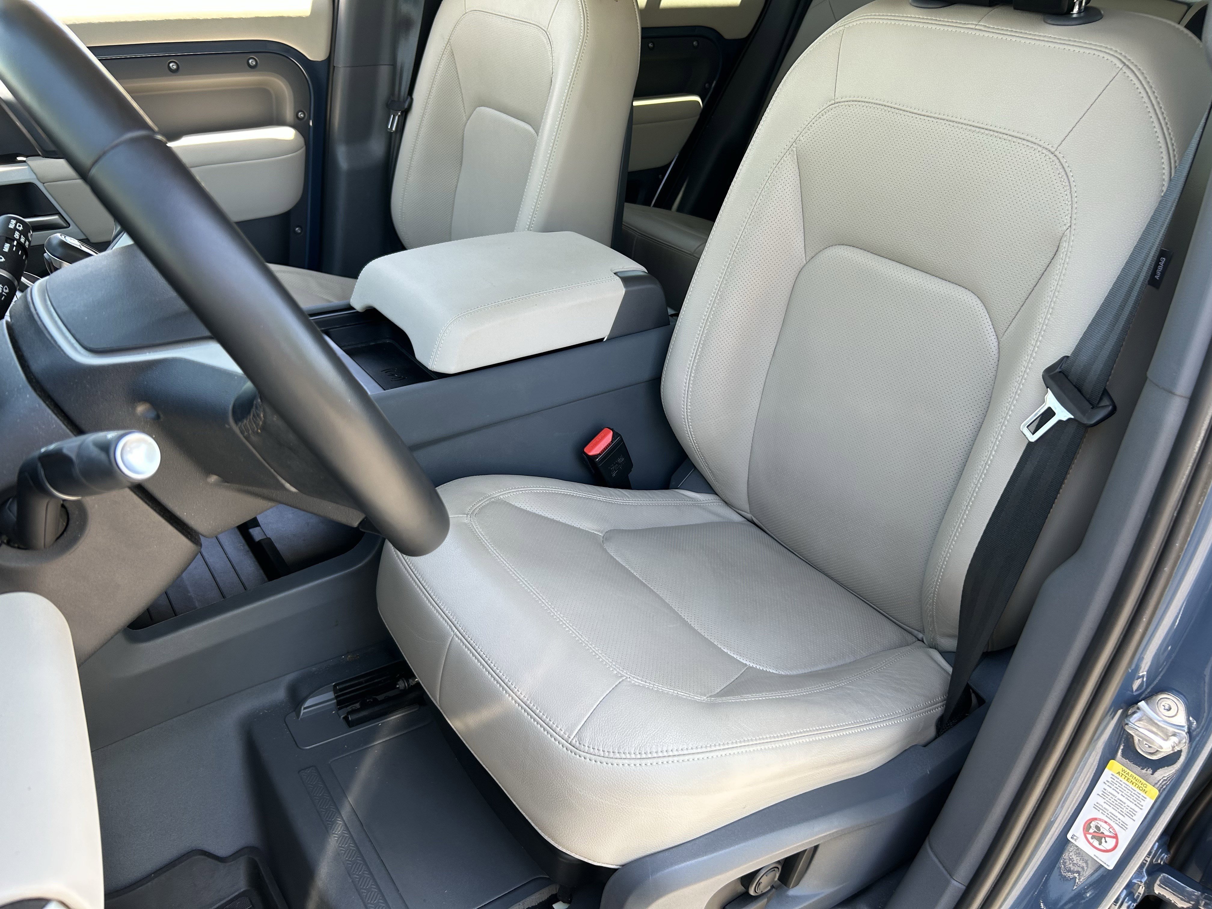 Used 2023 Blue Land Rover S image 18