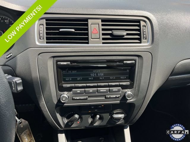 Used 2014 Red Volkswagen 2.0L S image 27