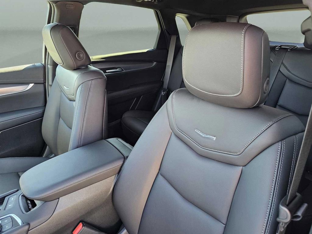2026 Cadillac XT5 Luxury - Photo 14