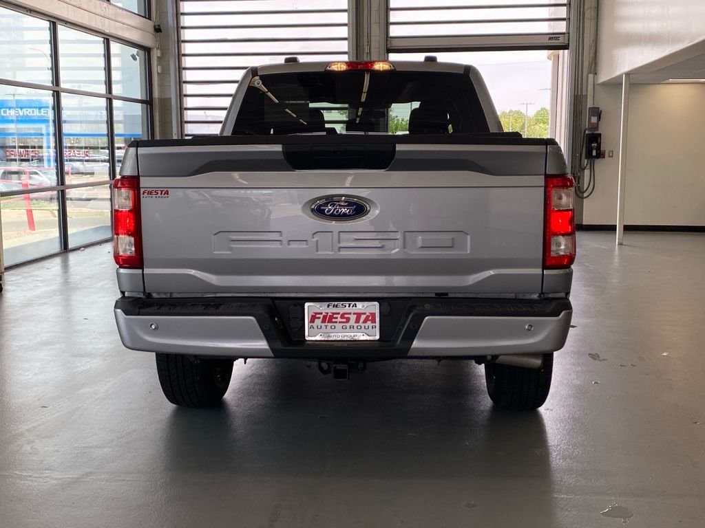 Used 2022 Silver Ford XL image 5