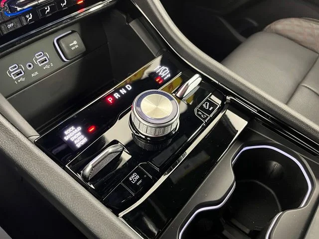 Used 2023 White Jeep Summit image 36