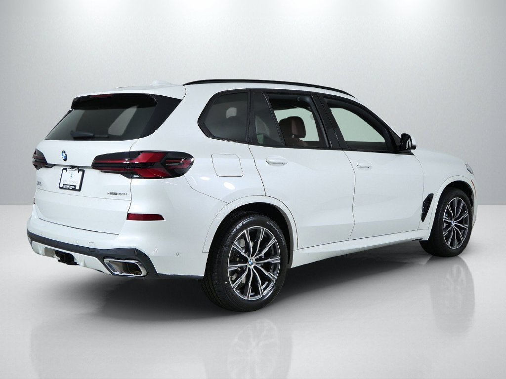 Certified Used 2025 Mineral White Metallic BMW xDrive40i image 11