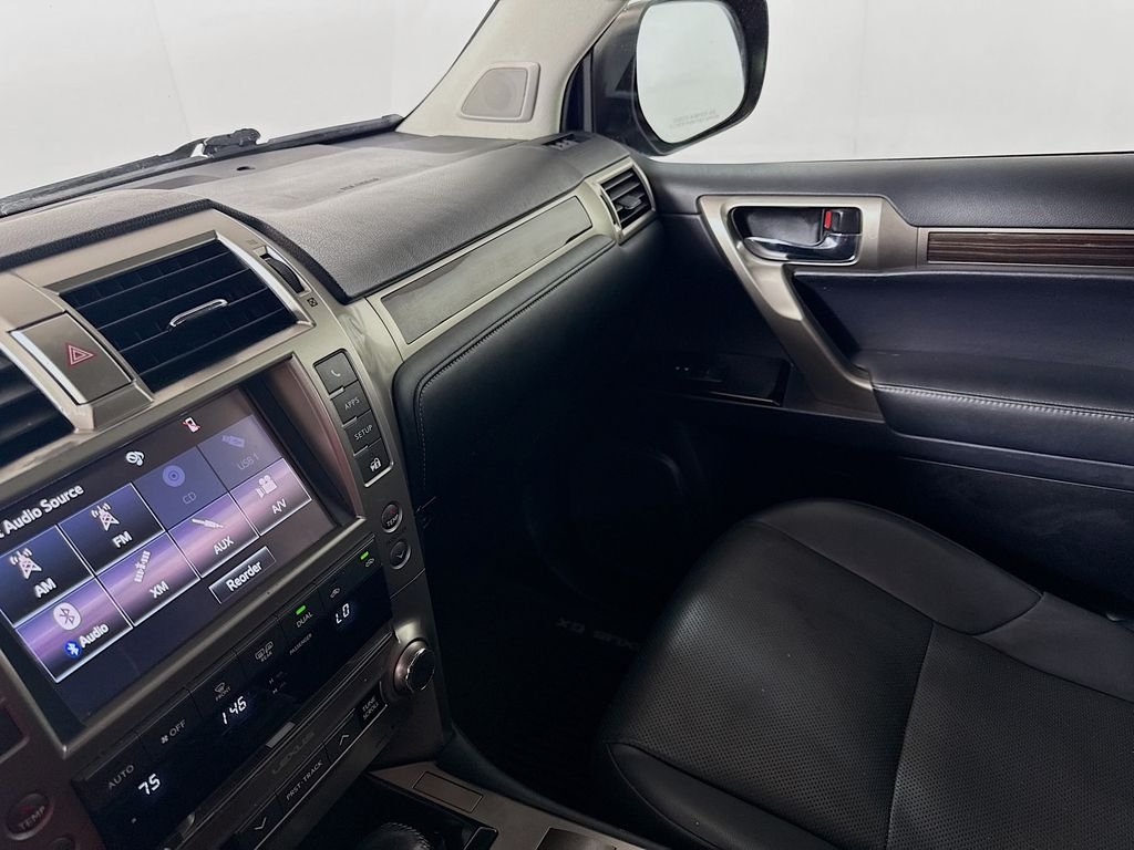 Used 2015 Black Onyx Lexus Base image 22